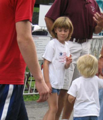 Come on, Dad. Let's see the fair.