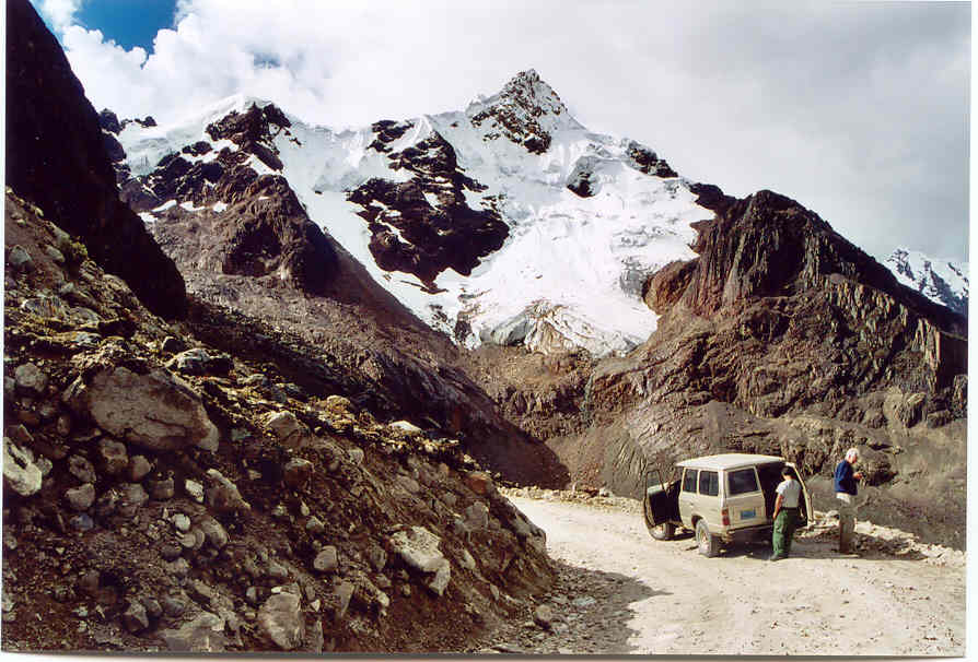 Punta Olimpica pass at 4890 mtres