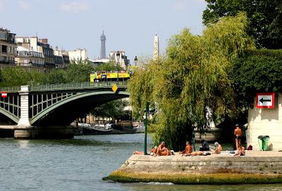 Beach island in Paris (27/07)