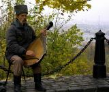bandura player