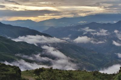 Sunset Above the Clouds, Langtang National Park