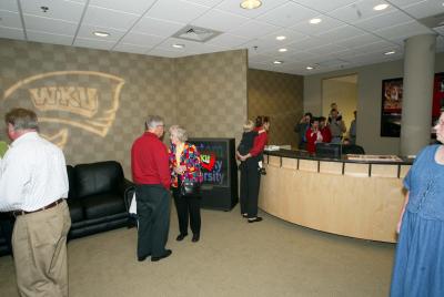 u35/na4photo/medium/23227056.MensOffice1.jpg