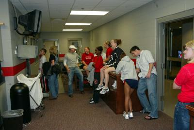 u35/na4photo/medium/23227122.TrainersRoom.jpg