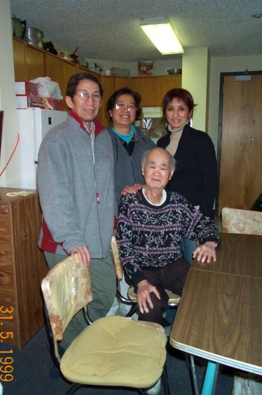 Anh Dao,chi Loan,Van & Ba