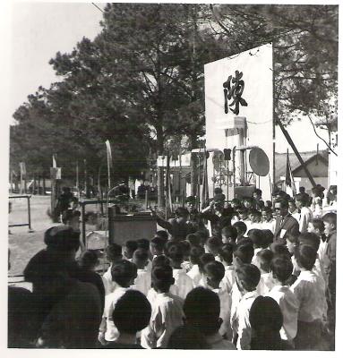 Hoi Nghi Dien Hong (1967)