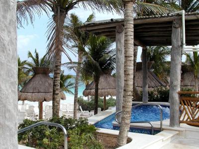 Ocean front jacuzzis