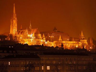 Mtys Church and Fishermans Bastion (NV)