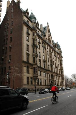72th Street -  Hotel Dakota