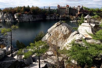 Mohonk Hotel and Rocks 2.jpg