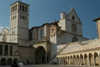 u35/richmois/medium/34239596.0409232Assiseetbasilique04_resize.jpg