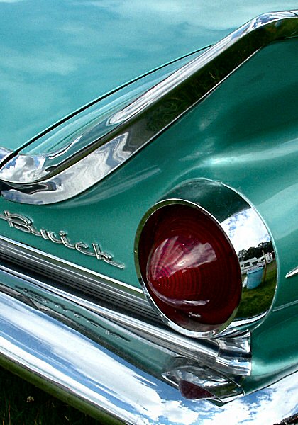 59 Electra 225 1e.jpg