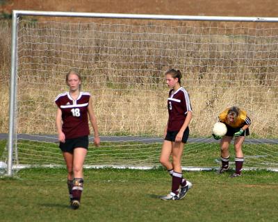 u35/sfink16/medium/23002446.Soccer118.jpg