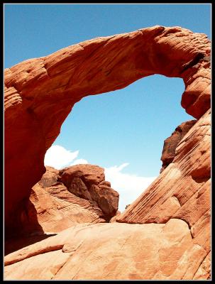 Natural arch Valley of Fire '04