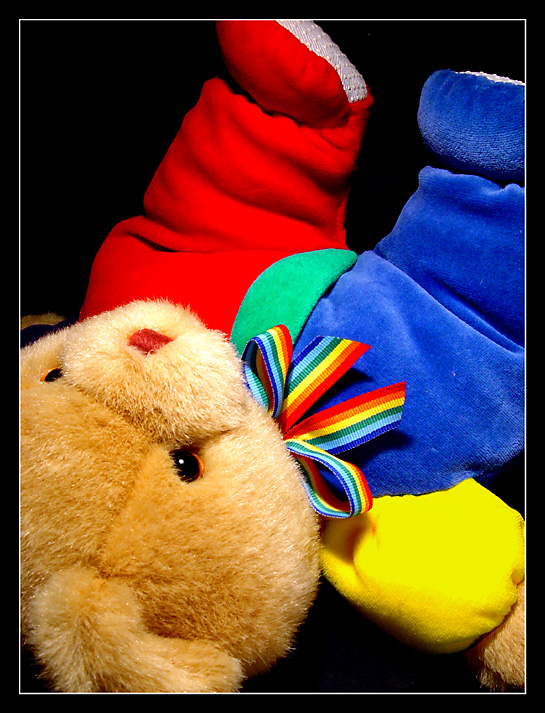 <b>8th<br>Rainbow Teddy</b><br><font size=1>by MFC</font>