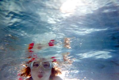 children underwater portrait