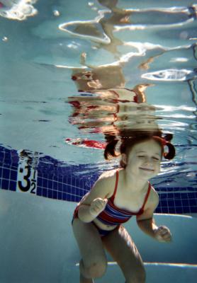 children, underwater, portrait