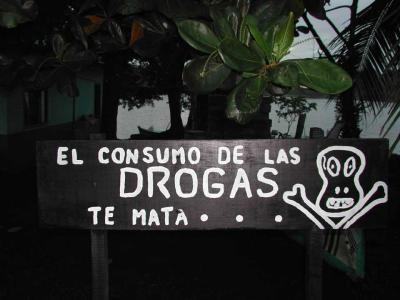 Tortuguero-Anti-Drug-Sign.jpg