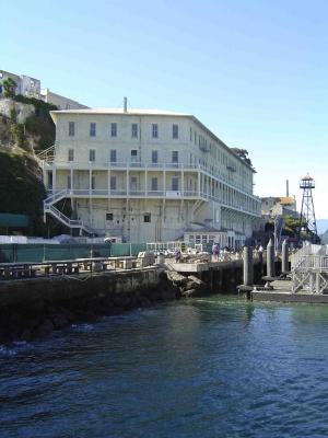 Alcatraz (7) web.jpg