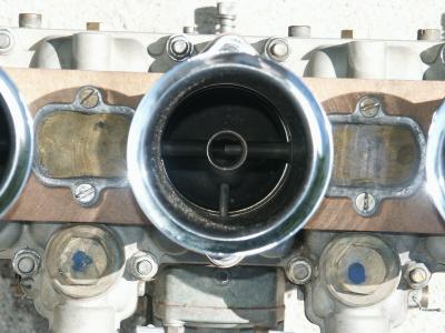 46mm WEBER Early Casting Carburetors - Photo 5