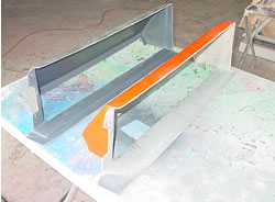 The rear oil cooler duct mold and new part