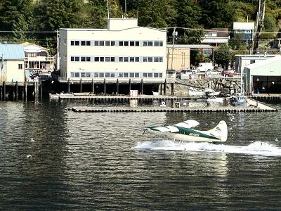 u36/a_j/medium/23436042.P8284102floatplanecopy.jpg