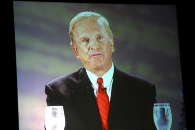 u36/anmb1/medium/32211241.JimRohn2004030.jpg