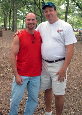 u36/bklyncmt/medium/32293597.71Medium040807PicnicMED036.jpg