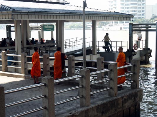 Public Ferry Central Pier, Sathorn, a great way to get around Bangkok