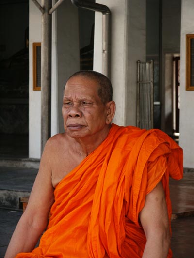 Old Monk, Wat Pho