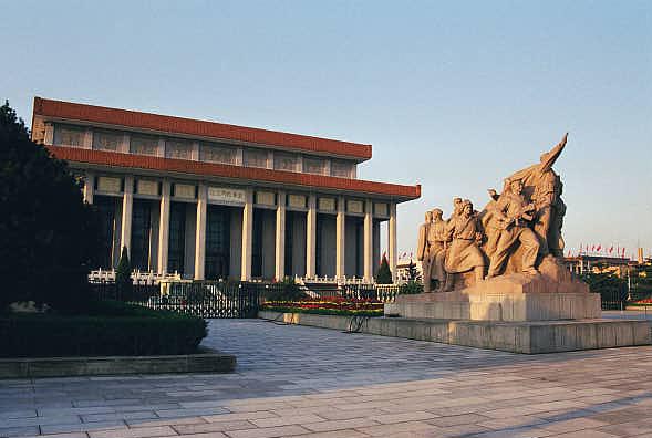 Mao's mausoleum, Tiananmen Square