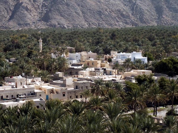 Village in the oasis at Nakhal