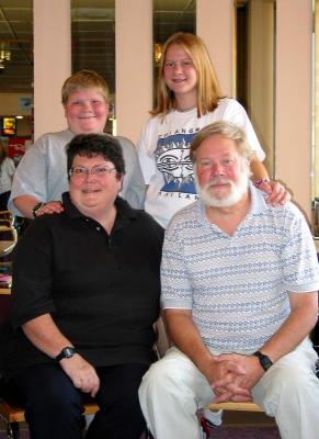 Liz, Doug, Mick and Mack at Sioux City Airport 8-15-03