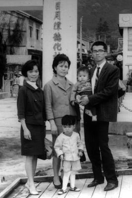 1968, from left to right, mother, grandmother, elder brother, me and father.