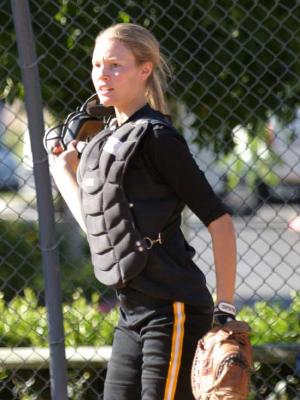 Molly Langerak catching