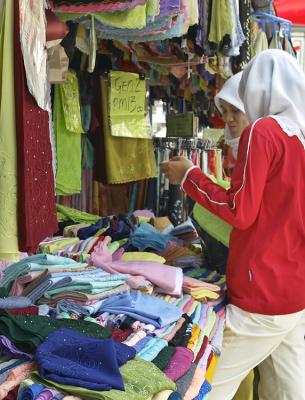 Head Scarves for Everyone!
