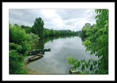 Dordogne river at Beynac (  as re-edited by Yogi Lo)