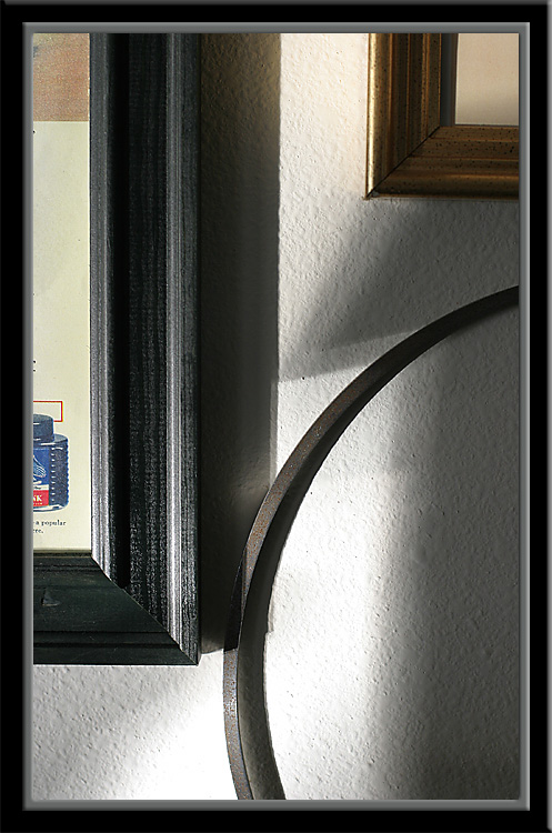 <B>Shadows on the Wall</B><BR>*<FONT size=2>by Ann Chaikin</FONT>