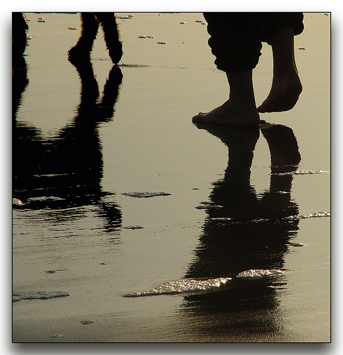<b>4th Place</b><br><i>Mans Best Friend<br>by Roberta</i>