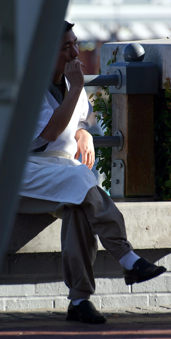 <b>Smoke break*</b><br><Font size=2>by Craig</font>