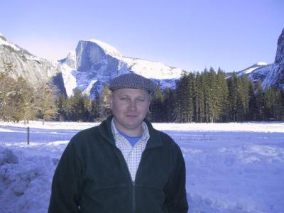 Joe @ Yosemite.JPG