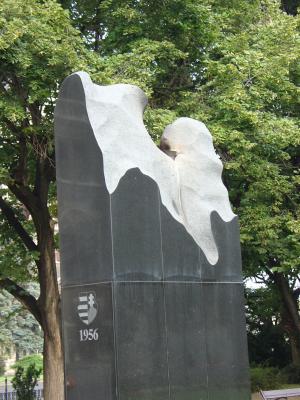 Monument to those killed in the 1956 Hungarian uprising