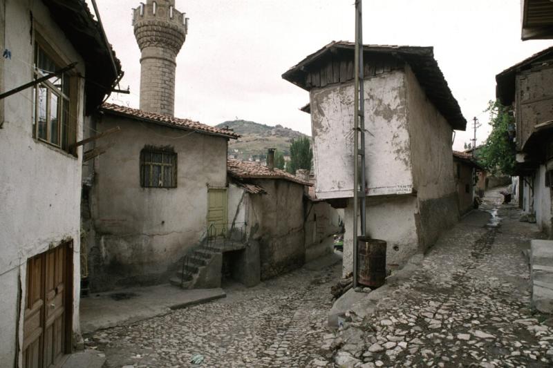 Tokat Street scene