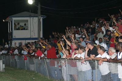 crowd3.jpg