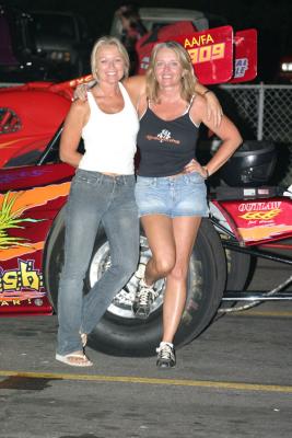 outlawmasseygirls2.jpg