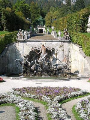 LINDERHOF CASTLE - GARDEN 2