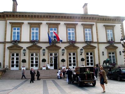 HOTEL DE VILLE