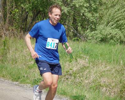 Garry running 7th leg