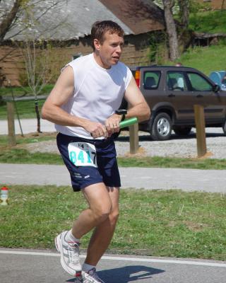 Garry running 15th leg