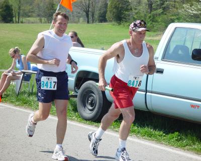 Garry handing off to Terry at 15th exchange