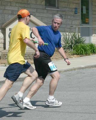 Jeff handing off to Dave at 5th exchange